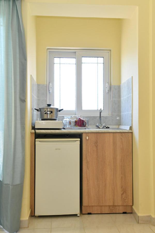 Iskas Apartments Ialysos  Esterno foto