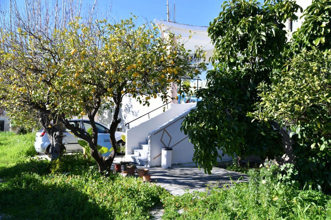 Iskas Apartments Ialysos  Esterno foto